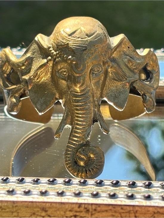 Unlisted Jewelry - Brass Elephant Cuff Bracelet Vintage- Gold Tone Ganesh- Exquisite Detail
